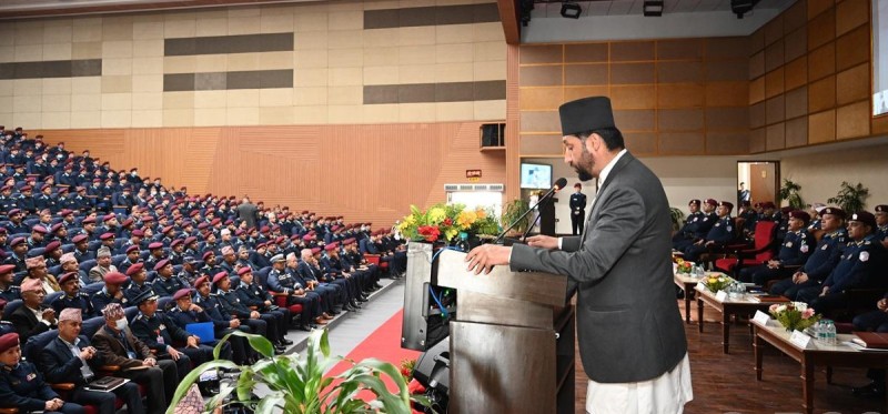 कानूनले निर्दिष्ट गरेको काम गर्न आदेश पर्खिनु पर्दैन : गृहमन्त्री लामिछाने